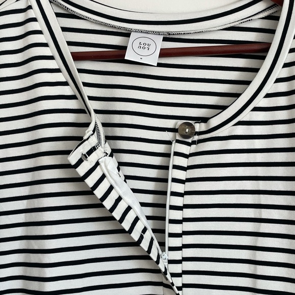 NWOT THE EVERYDAY DRESS - BLACK + WHITE STRIPE - Picture 7 of 7